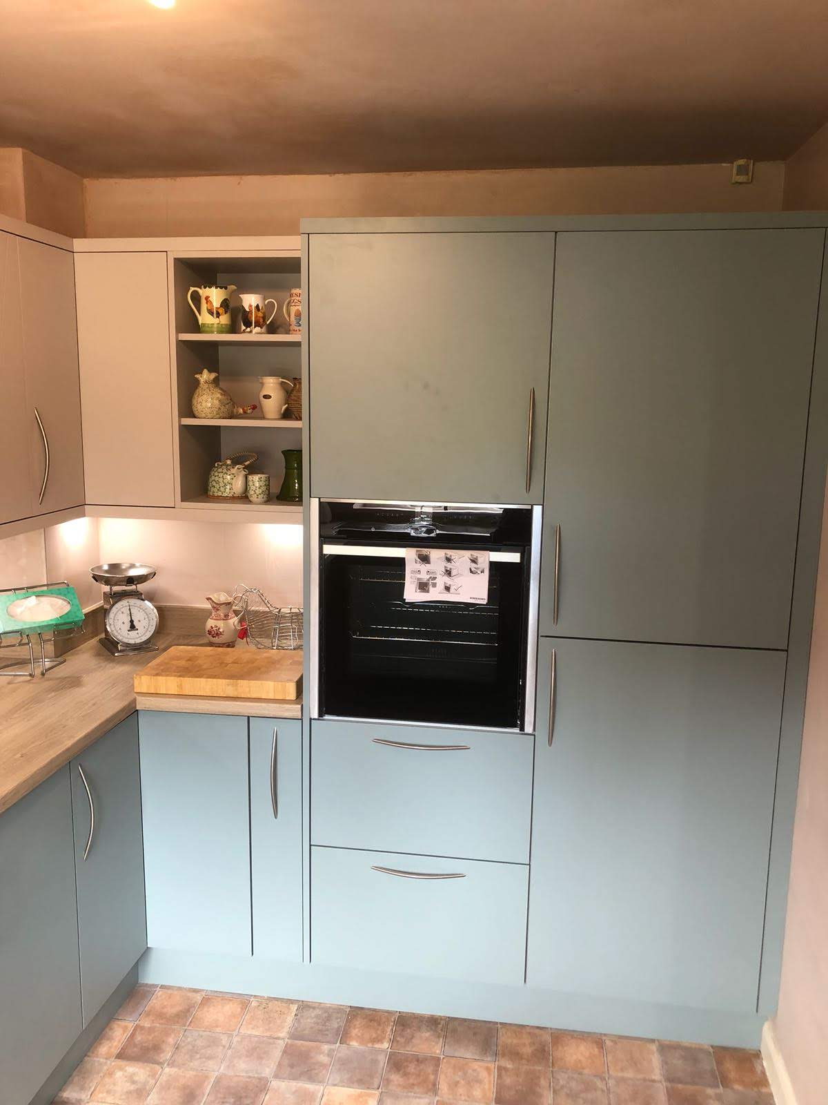 Finished kitchen with lighting